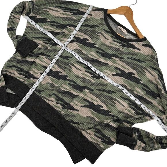 Spring Haze slouchy green camp waffle knit top  size medium - Picture 4 of 5